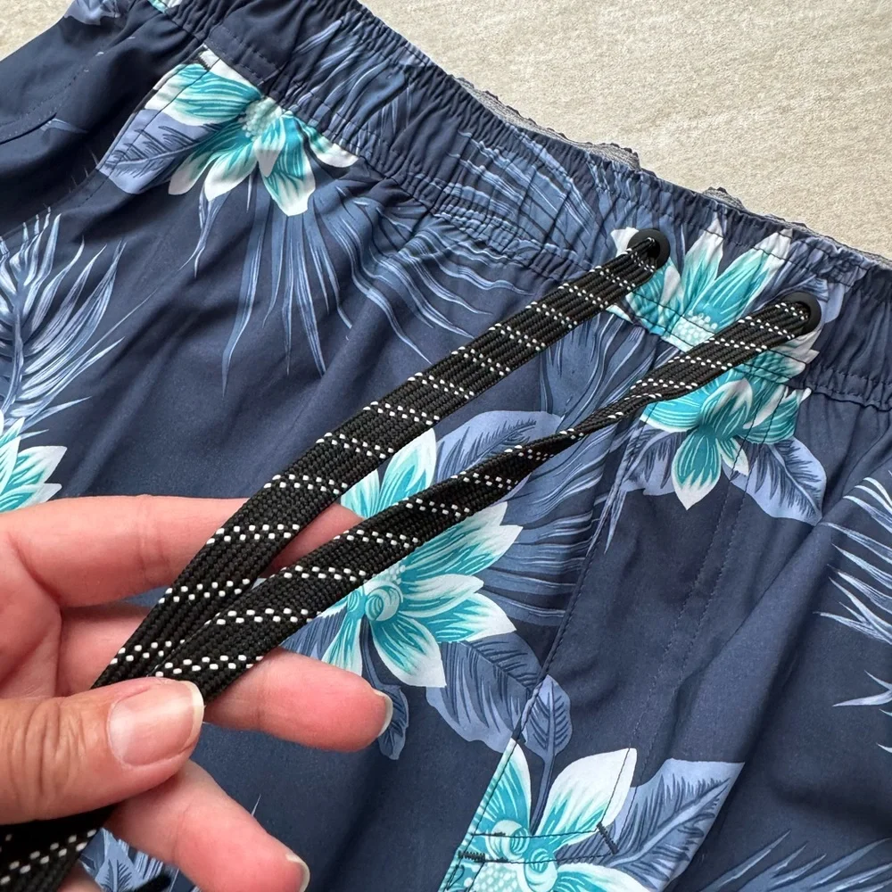 🩳🆕Hurley Men's Navy Floral Board Swim Shorts, XXL🩳